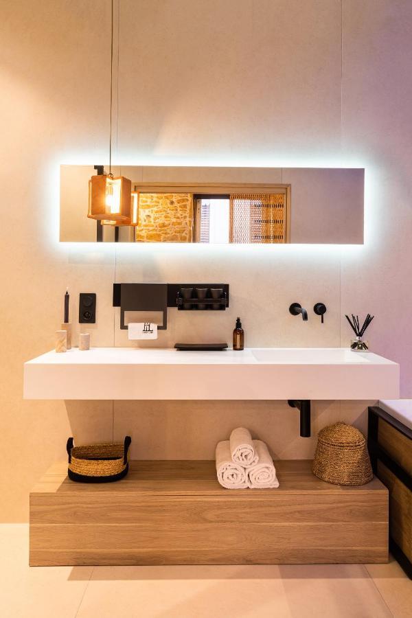 Host Inn Le Lumiere Spa & Cinema Lyon Luaran gambar