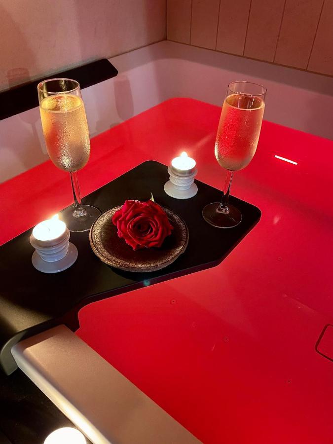 Host Inn Le Lumiere Spa & Cinema Lyon Luaran gambar