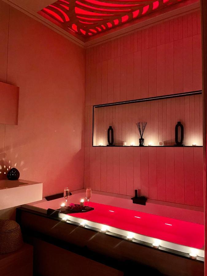 Host Inn Le Lumiere Spa & Cinema Lyon Luaran gambar
